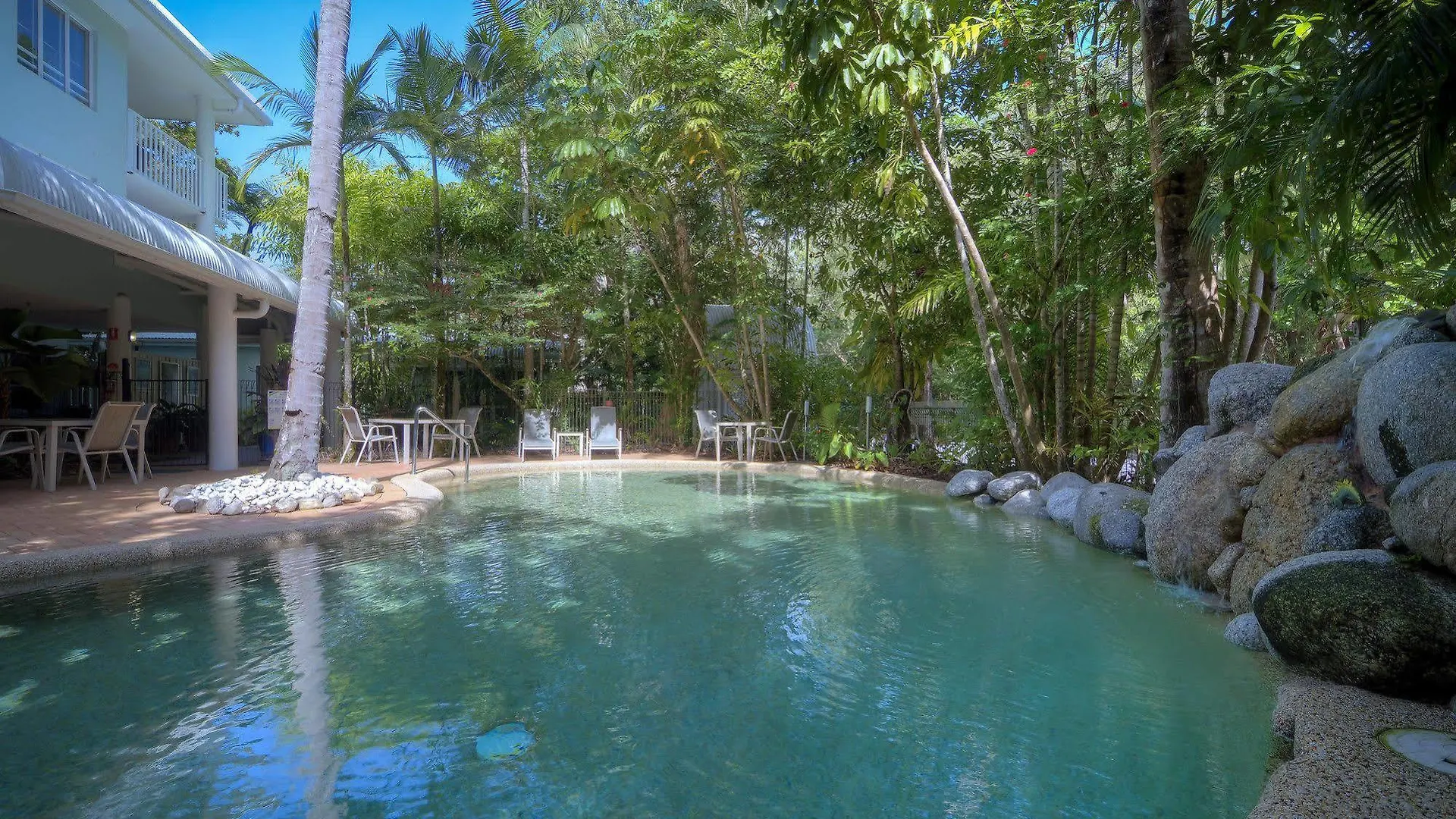 Outrigger Apartments ميناء دوغلاس أستراليا
